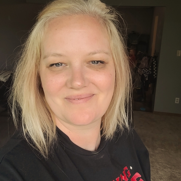 Meet your Posher, Jamie-lee - Picture 1 of 1